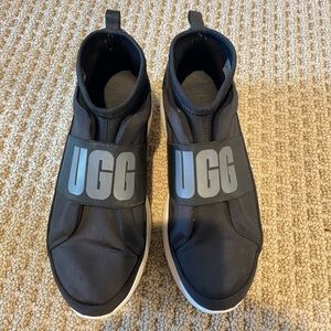 UGG Libu Slip On Leather Platform Sneaker Black Womens
